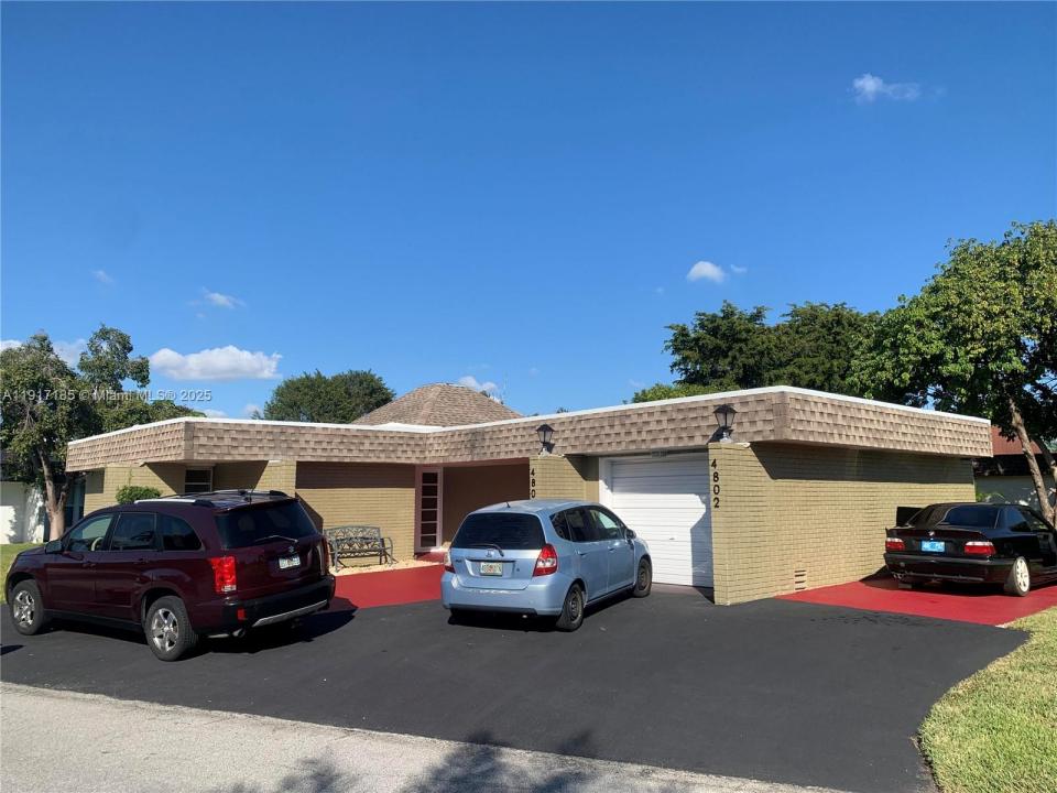 4802 Bayberry Ln, Tamarac, Floride 33319, États-Unis