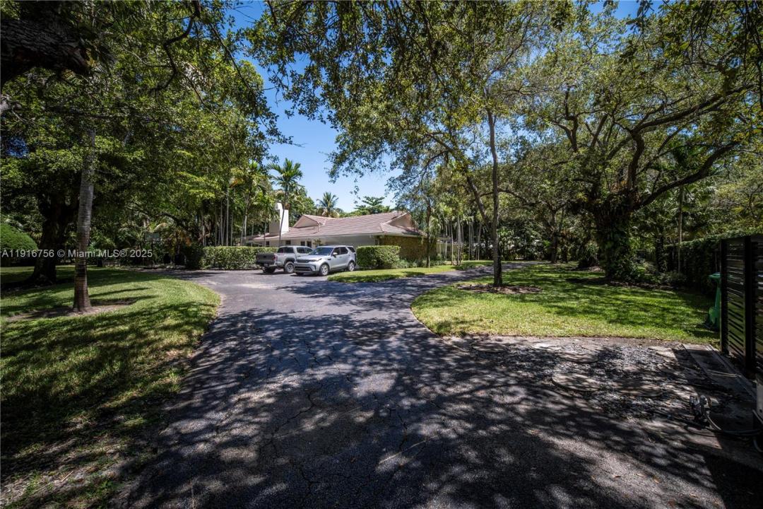 11905 SW 67th Ave 0, Pinecrest, Florida 33156