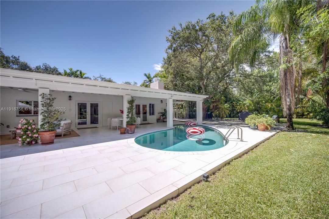 11905 SW 67th Ave 0, Pinecrest, Florida 33156