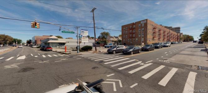 158-02 Union Turnpike, Nova Iorque, Nova Iorque 11366, Estados Unidos