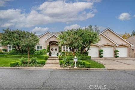 E Newhall, Fresno, California 93720