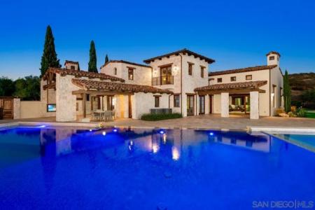 Entrada De Luz E, San Diego, California 92127