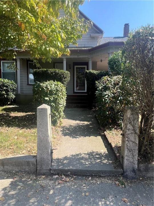 217 Rathbun Street 2, Woonsocket, Rhode Island 02895, États-Unis