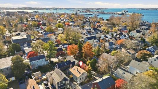 6 Sunshine Court, Newport, Rhode Island 02840, USA