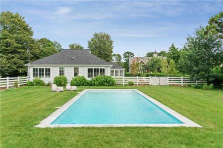 124 Harrison Avenue, Newport, RI 02840, USA