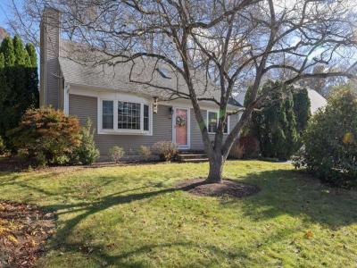 59 Spice Bush Trail, Narragansett, RI 02882, USA