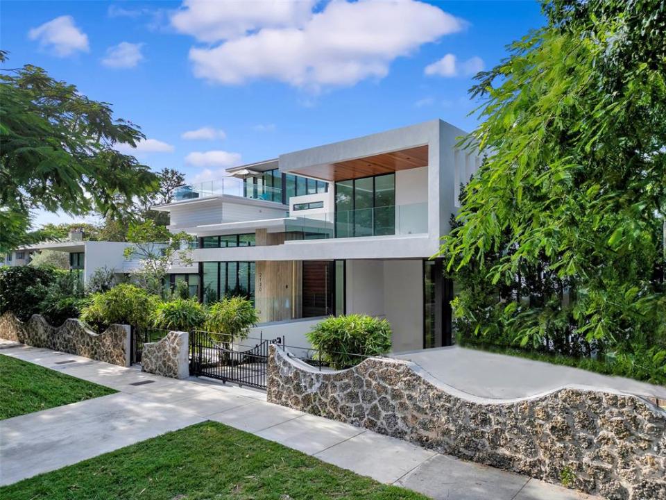 2130 S MIAMI AVE, Miami, Flórida 33129, Estados Unidos