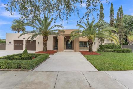 7261 W Troon Cir, Miami Lakes, פלורידה 33014, ארצות הברית של אמריקה 