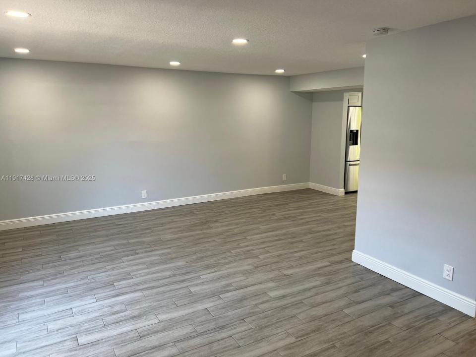 3064 Riverside Dr 3G, Coral Springs, Florida 33065