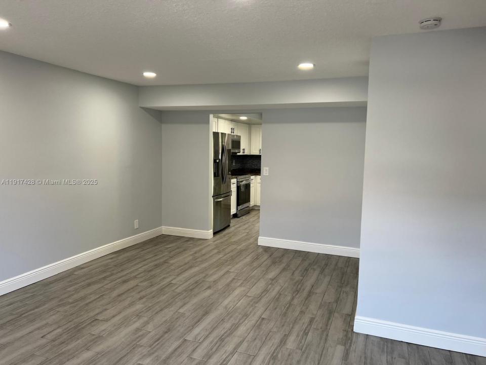 3064 Riverside Dr 3G, Coral Springs, Florida 33065