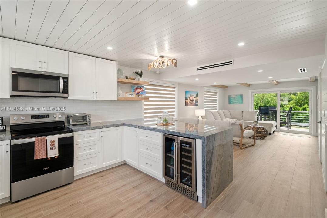 139 Marina Ave, Key Largo, Florida 33037, Estados Unidos