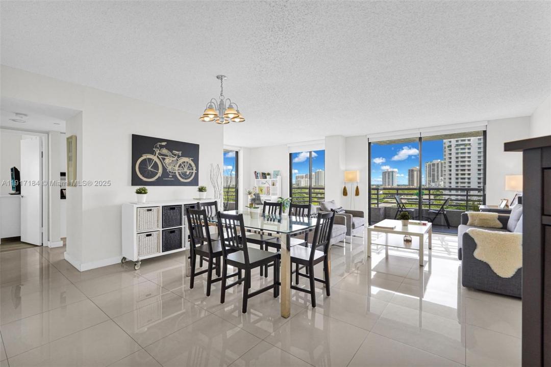 3300 NE 191st St 1007, Aventura, Flórida 33180, Estados Unidos