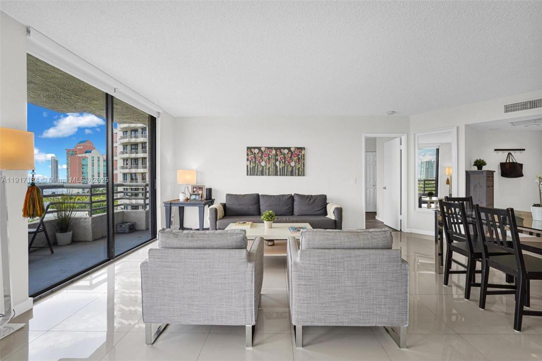 3300 NE 191st St 1007, Aventura, Flórida 33180, Estados Unidos