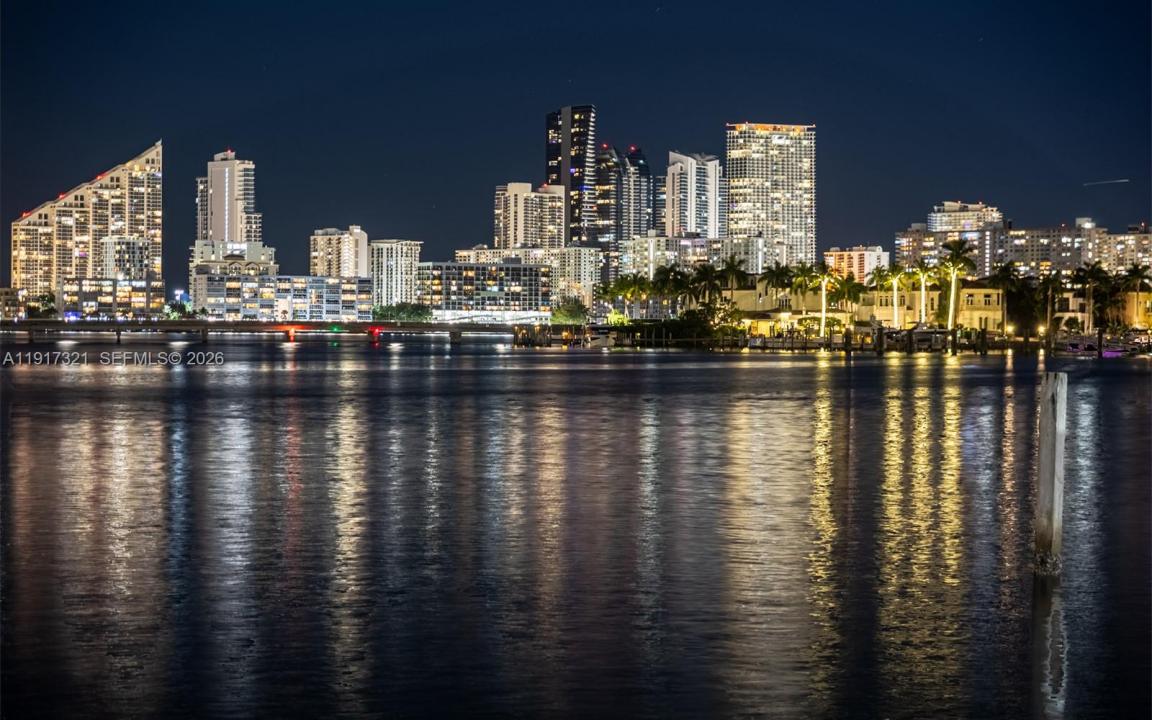 3255 NE 184th St 12406, Aventura, Floride 33160, États-Unis