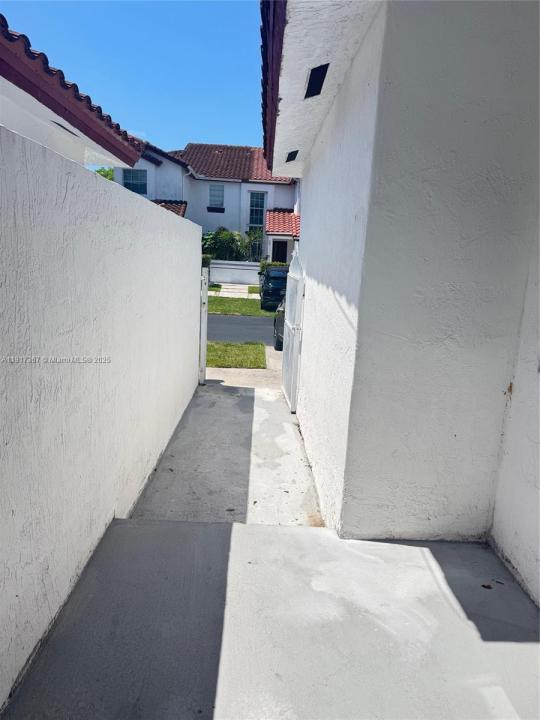 8419 SW 209th St, Cutler Bay, Florida 33189, USA