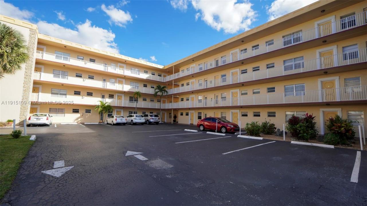 3940 NW 42nd Ave 215, Lauderdale Lakes, Floride 33319, États-Unis