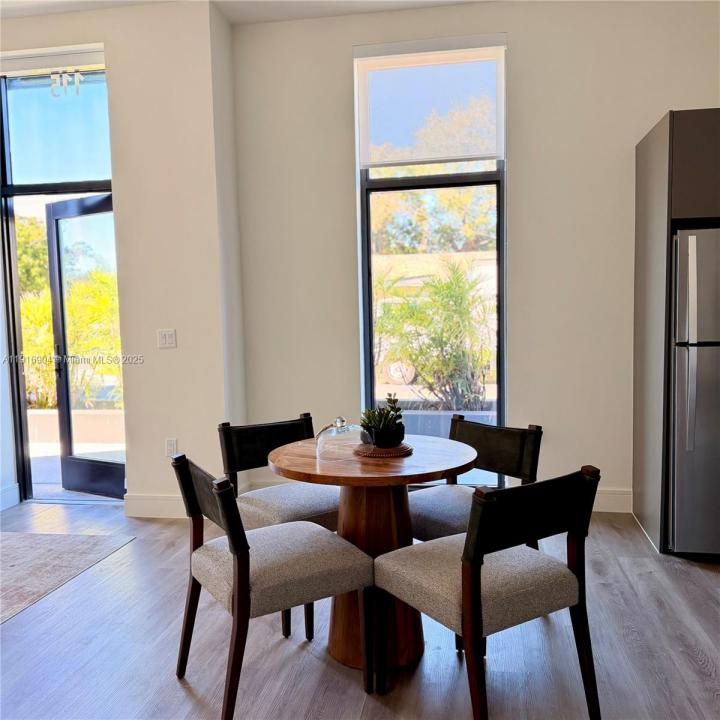 3801 N Dixie Hwy 115, Oakland Park, Flórida 33334, Estados Unidos