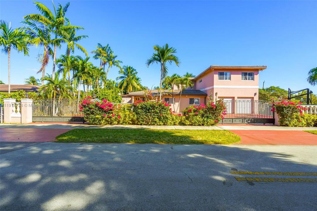 3135 SW 80th Ave, Miami, Florida 33155