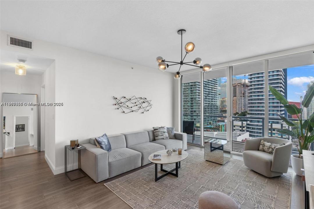 79 SW 12th St 2204-S, Miami, Florida 33130