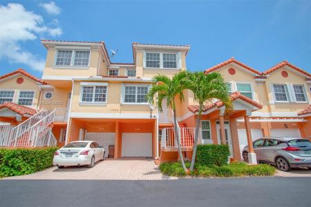 1998 NE 7th St 104, Deerfield Beach, Florida 33441