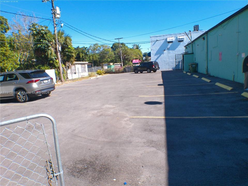 1051 NW 119th St, North Miami, Florida 33168