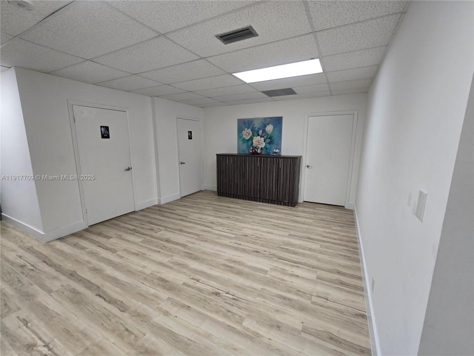 13499 Biscayne Blvd CUM8, North Miami, Florida 33181
