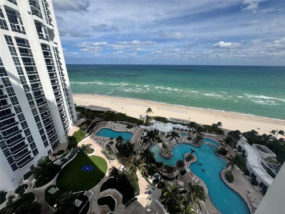 18001 Collins ave 2107, Sunny Isles Beach, Florida 33160, USA