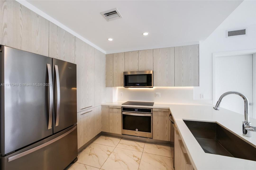 2000 Metropica Way 306, Sunrise, Floride 33323, États-Unis