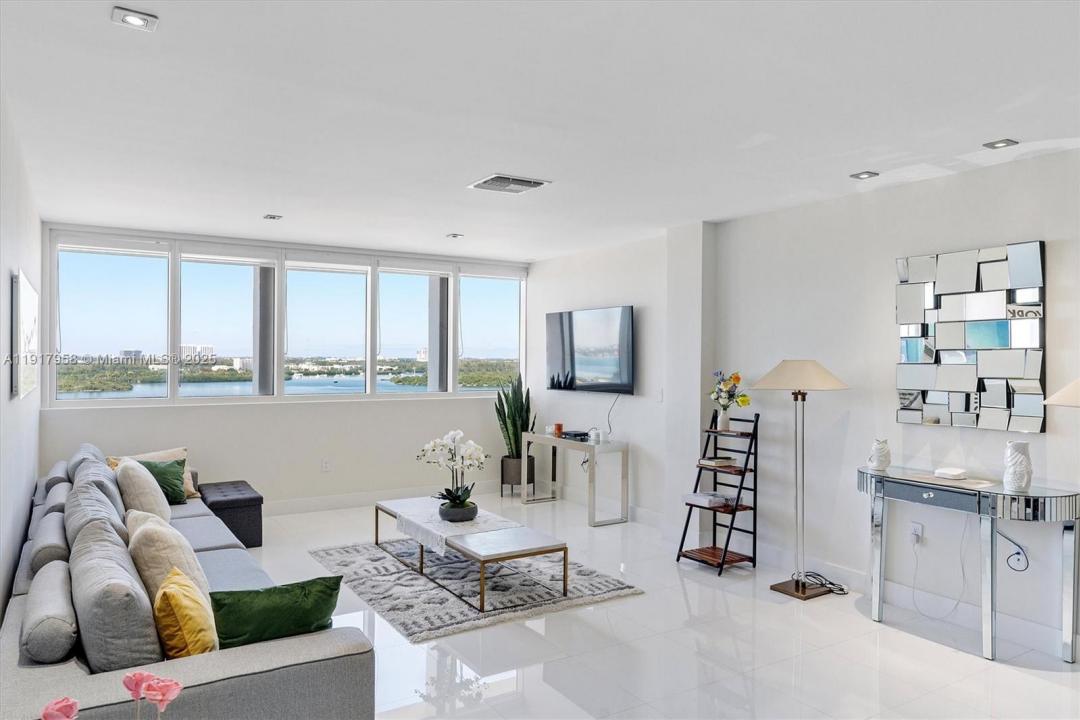 10275 Collins Ave 1523, Bal Harbour, فلوريدا 33154, الولايات المتحدة