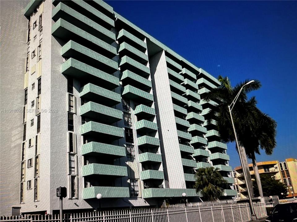 Hialeah, Florida 33012
