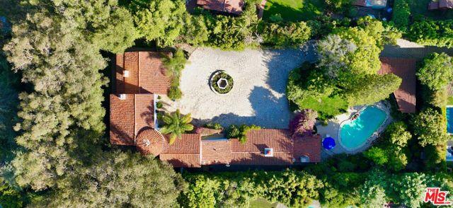 N Carmelina Avenue, Los Angeles, California 90049