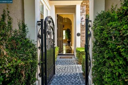 Saint Julien St, Brentwood, 캘리포니아 94513-4236, 미국