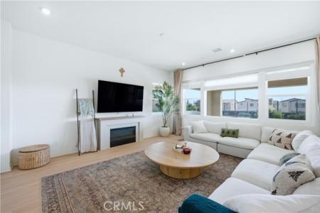 Butterfly Drive, Fontana, Califórnia 92336, Estados Unidos