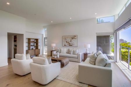 S. Cedros Ave., Solana Beach, קליפורניה 92075, ארצות הברית של אמריקה 