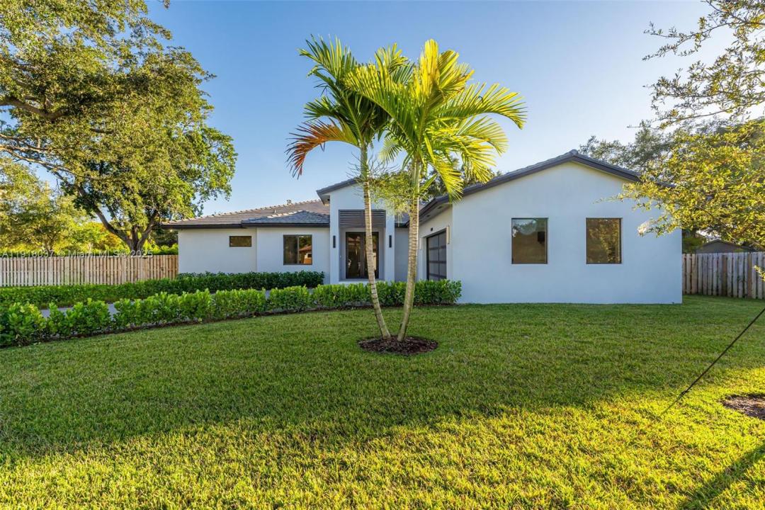 8240 SW 193rd Terrace, Cutler Bay, Florida 33157