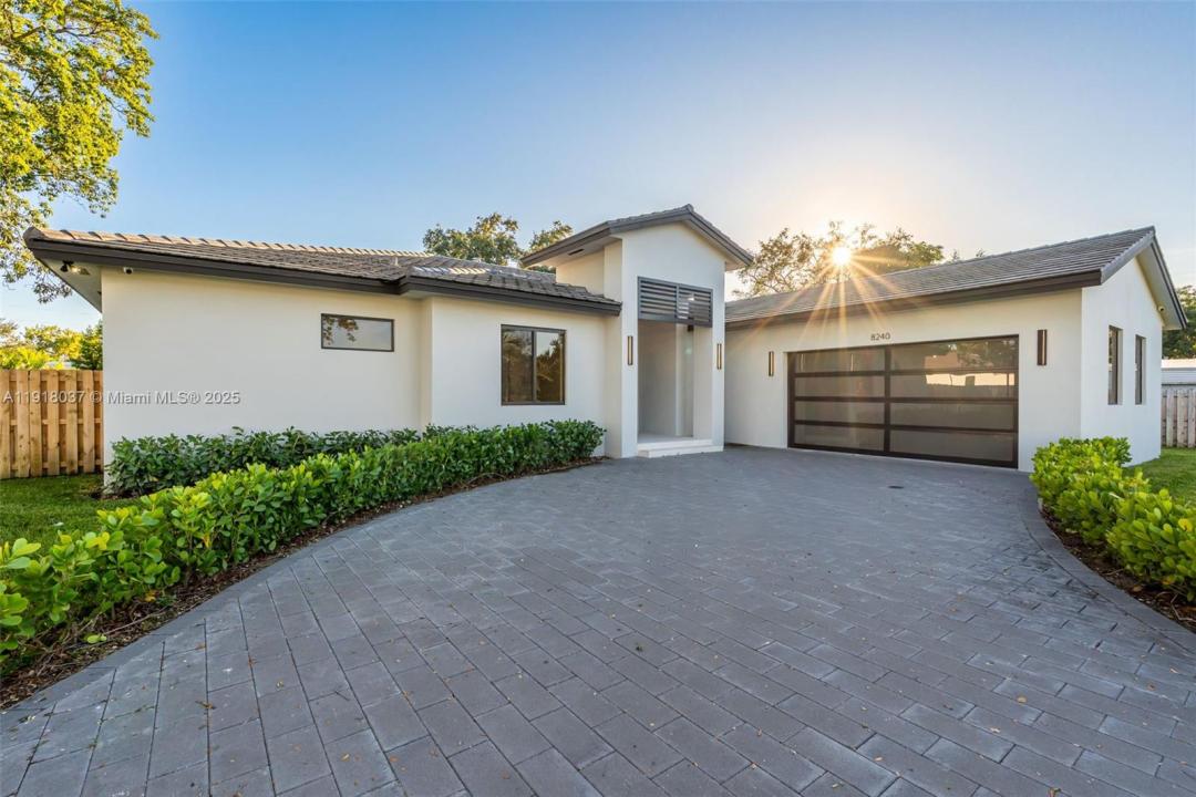 8240 SW 193rd Terrace, Cutler Bay, Florida 33157