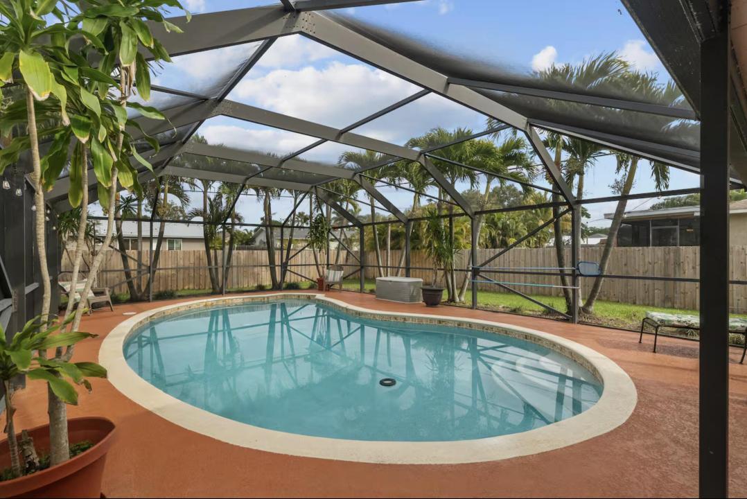 991 SE Walters Terrace, Port Saint Lucie, فلوريدا 34983, الولايات المتحدة