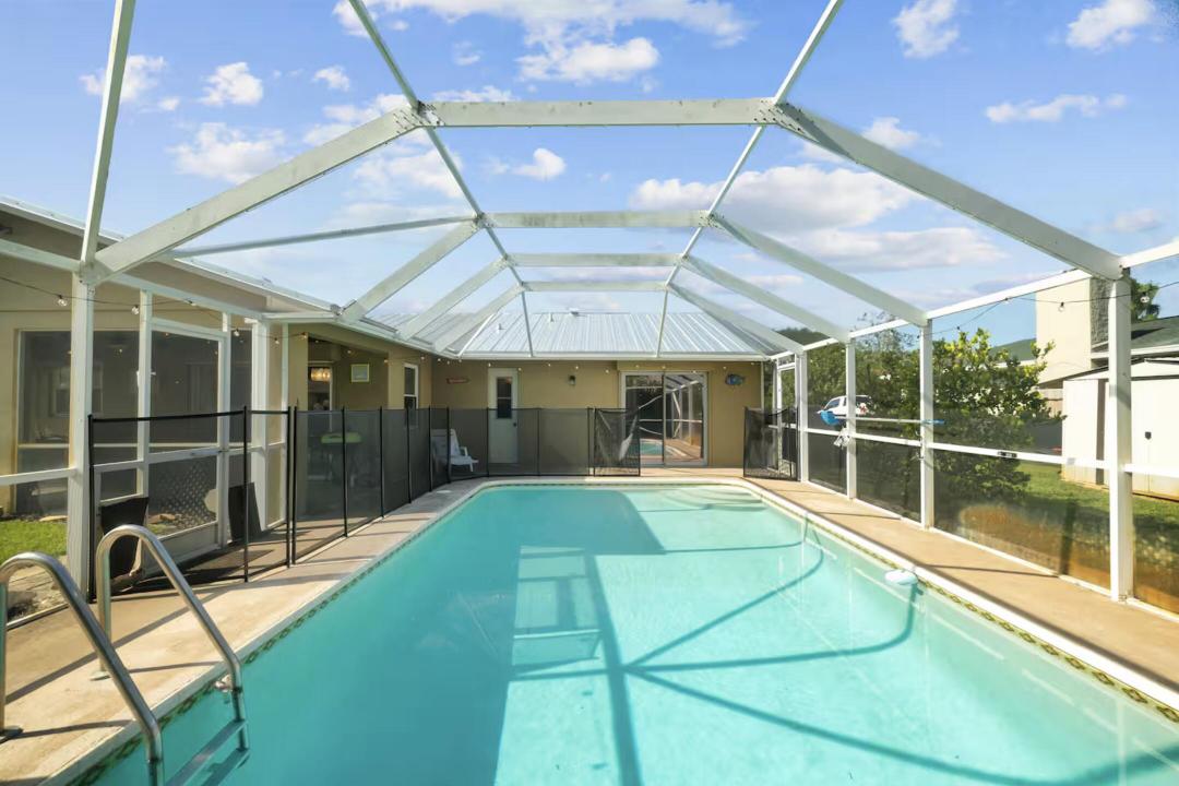 730 SE White Avenue, Port Saint Lucie, Florida 34983, Estados Unidos