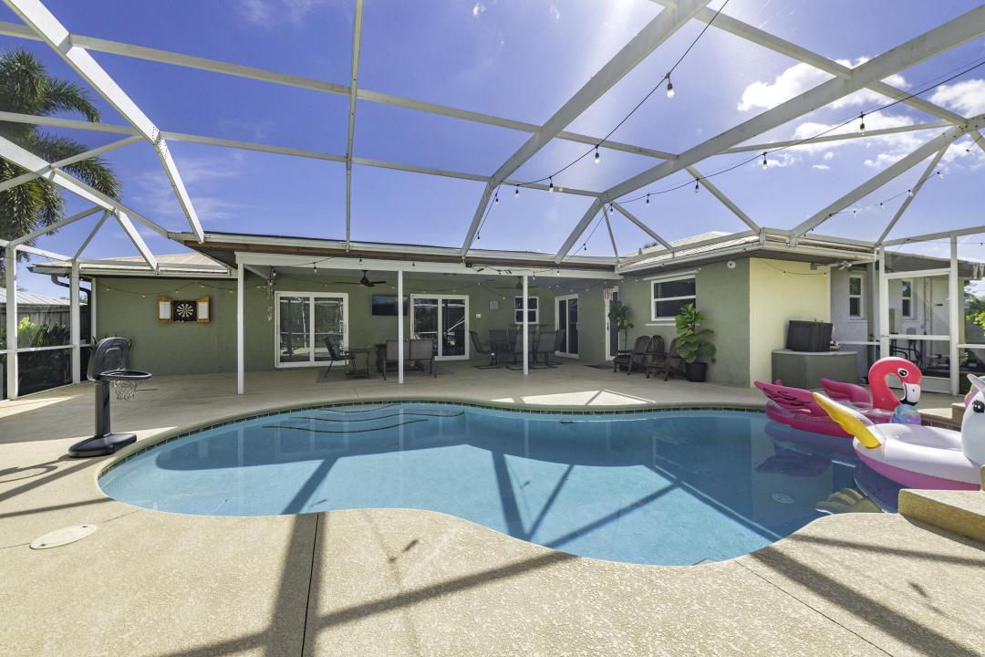 762 SE River Lane, Port Saint Lucie, فلوريدا 34983, الولايات المتحدة
