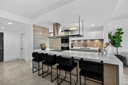 17301 Biscayne Blvd 506, Aventura, フロリダ 33160, アメリカ合衆国