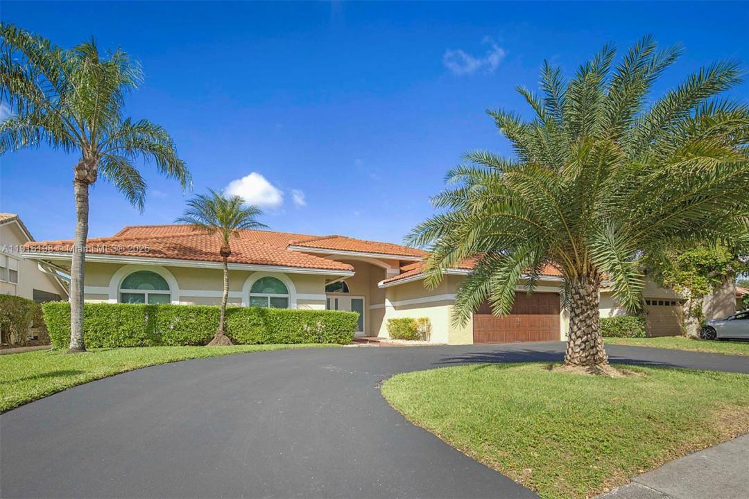 10133 NW 48th Dr, Coral Springs, Florida 33076