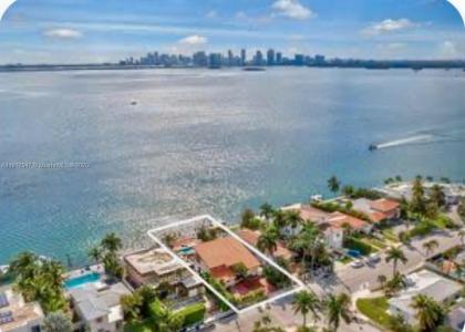 1500 S Treasure Dr, North Bay Village, Florida 33141, USA