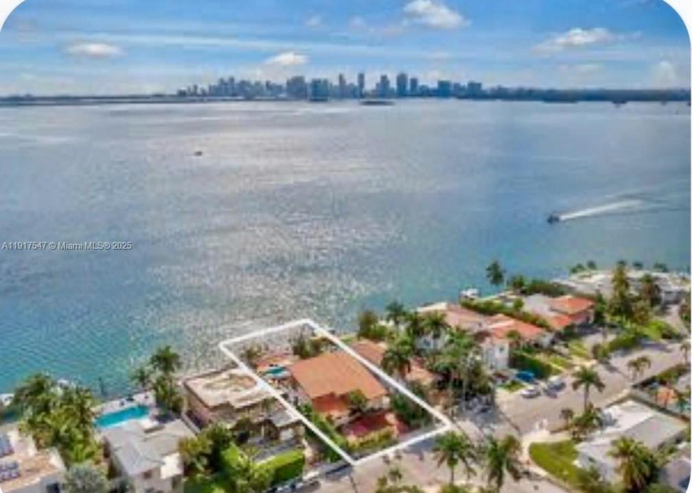 1500 S Treasure Dr 00, North Bay Village, Florida 33141, Stati Uniti