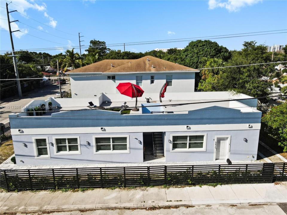 305 NW 58th St, Miami, Floride 33127, États-Unis