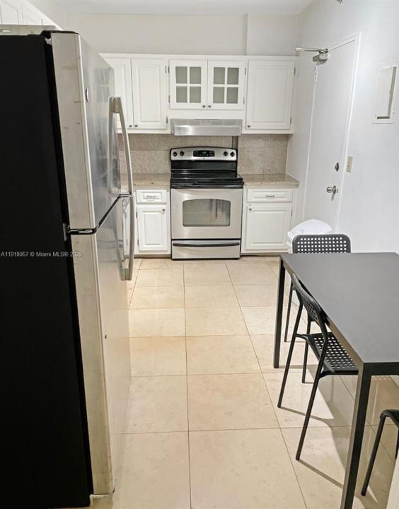 10185 Collins Ave 315, Bal Harbour, Florida 33154