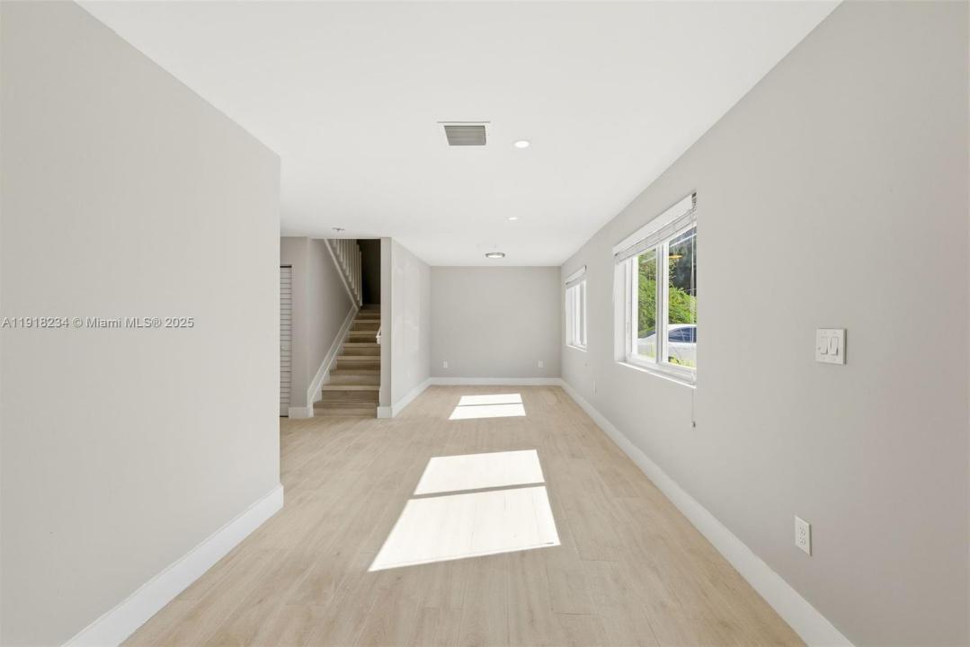 11939 SW 218th St 1, Miami, Флорида 33170, Соединенные Штаты