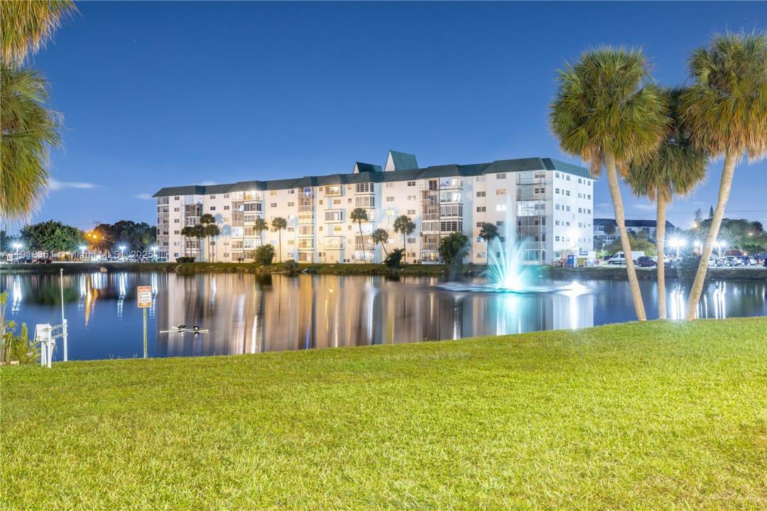 4751 NW 21st St 210, Lauderhill, Flórida 33313, Estados Unidos