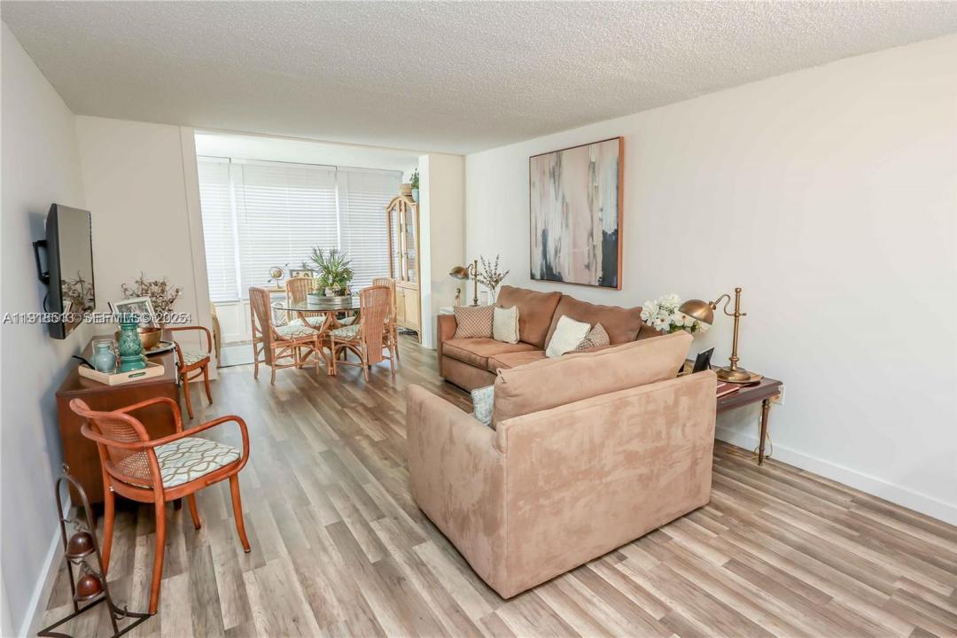 9150 Lime Bay Blvd 212, Tamarac, Floride 33321, États-Unis