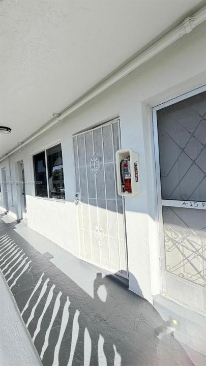 20337 NE 2nd Ave 16, Miami, Florida 33179