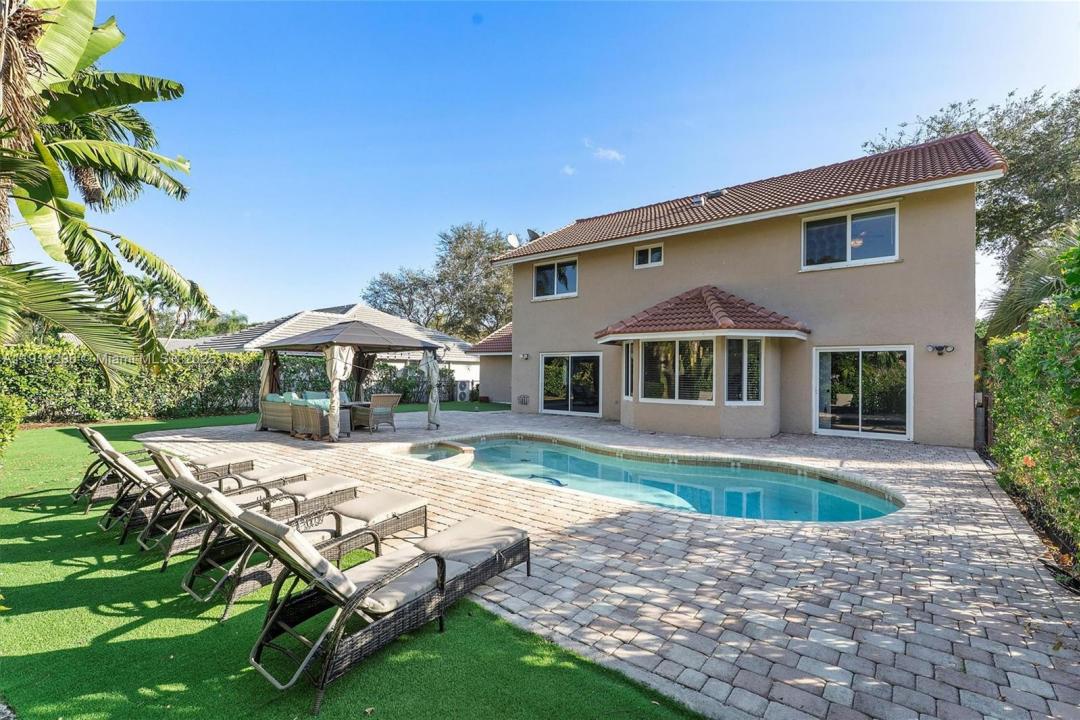 3933 NW 55th St, Coconut Creek, Florida 33073